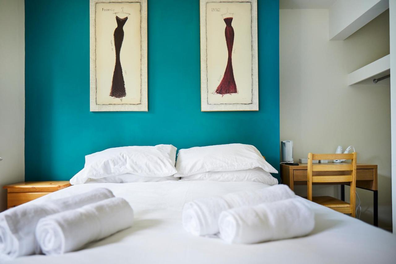 The Lord Grenfell Maidenhead Exterior foto A bedroom at the hotel